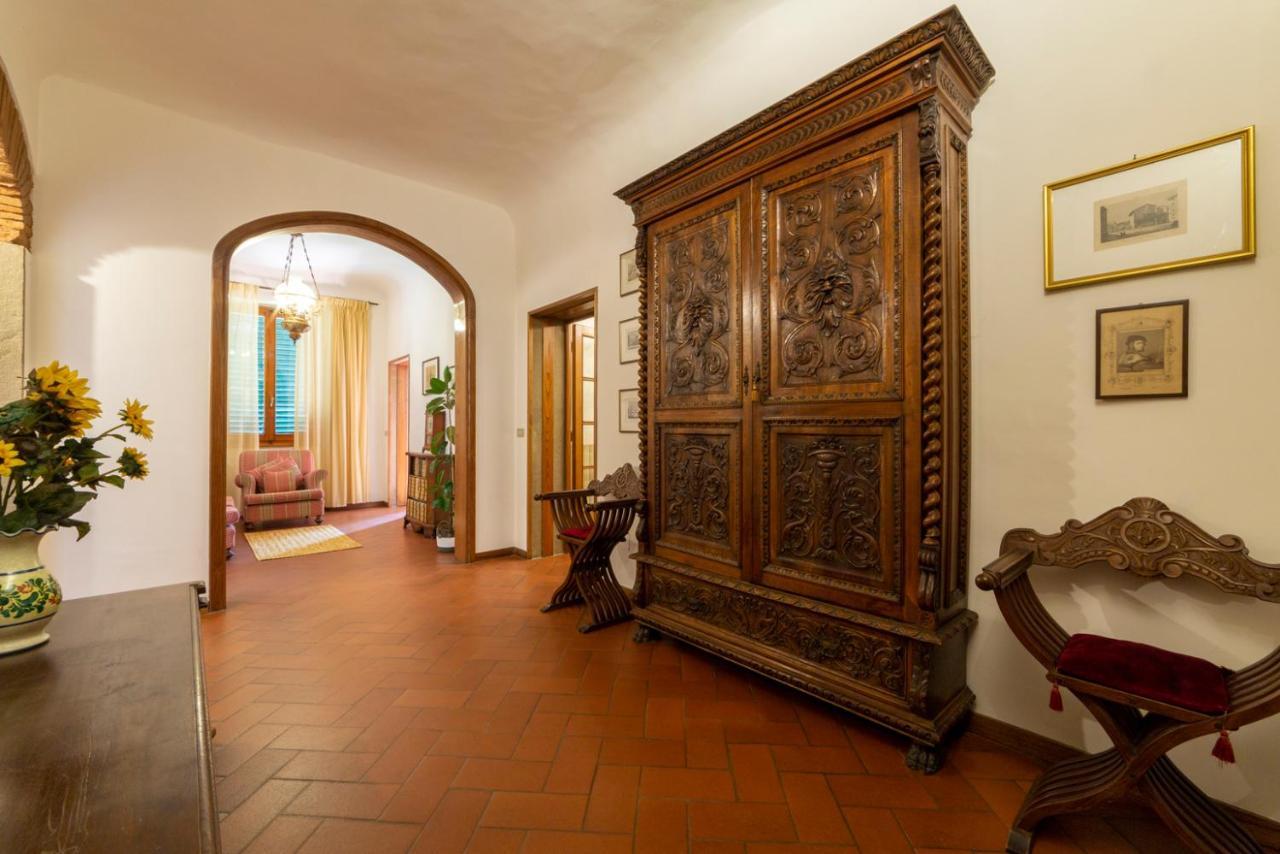 110 Sqm Apartment 6 Sleeps In Santa Croce Florence Exterior photo
