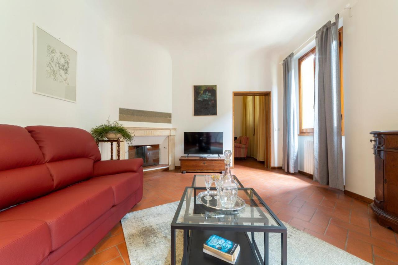 110 Sqm Apartment 6 Sleeps In Santa Croce Florence Exterior photo
