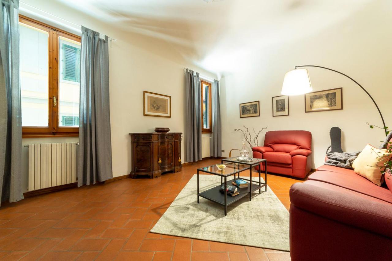 110 Sqm Apartment 6 Sleeps In Santa Croce Florence Exterior photo