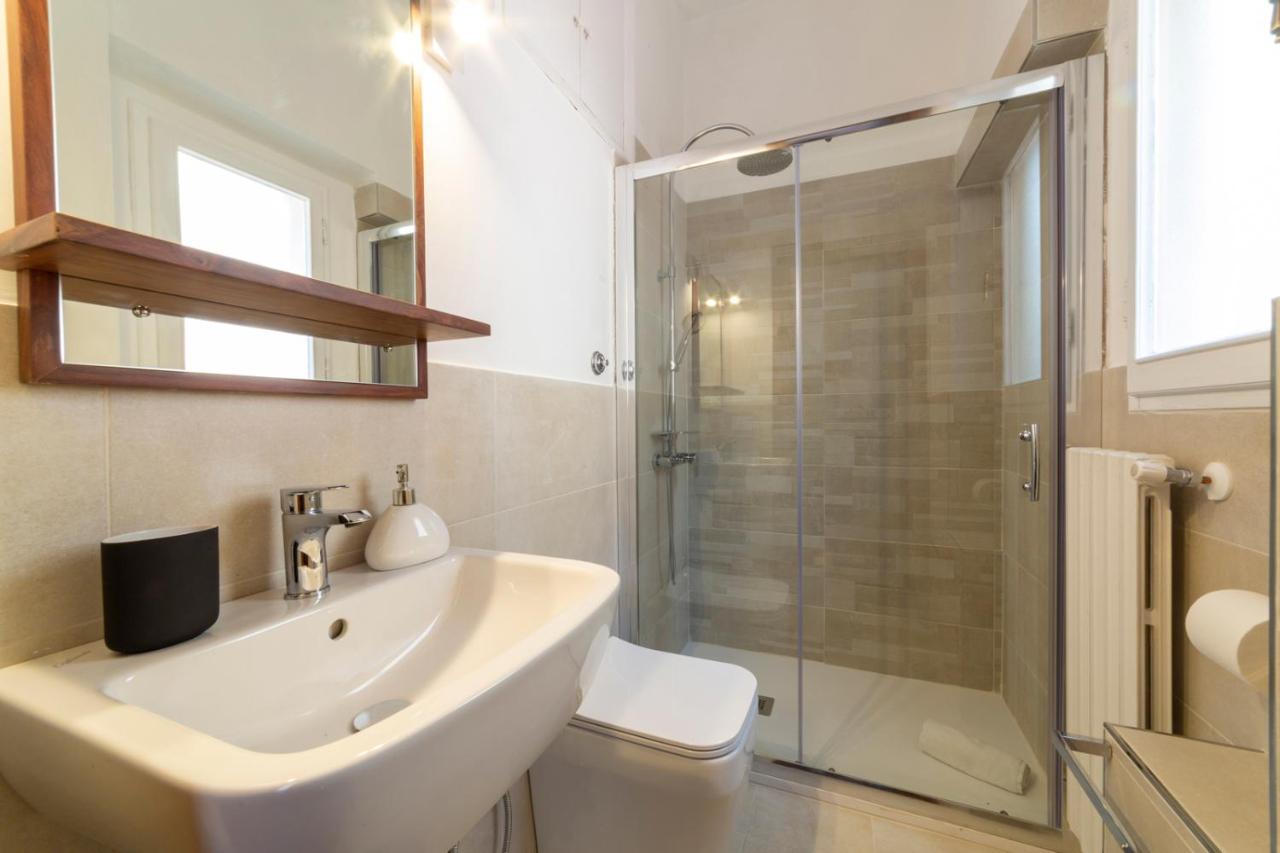 110 Sqm Apartment 6 Sleeps In Santa Croce Florence Exterior photo