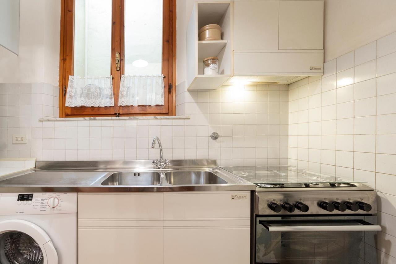 110 Sqm Apartment 6 Sleeps In Santa Croce Florence Exterior photo